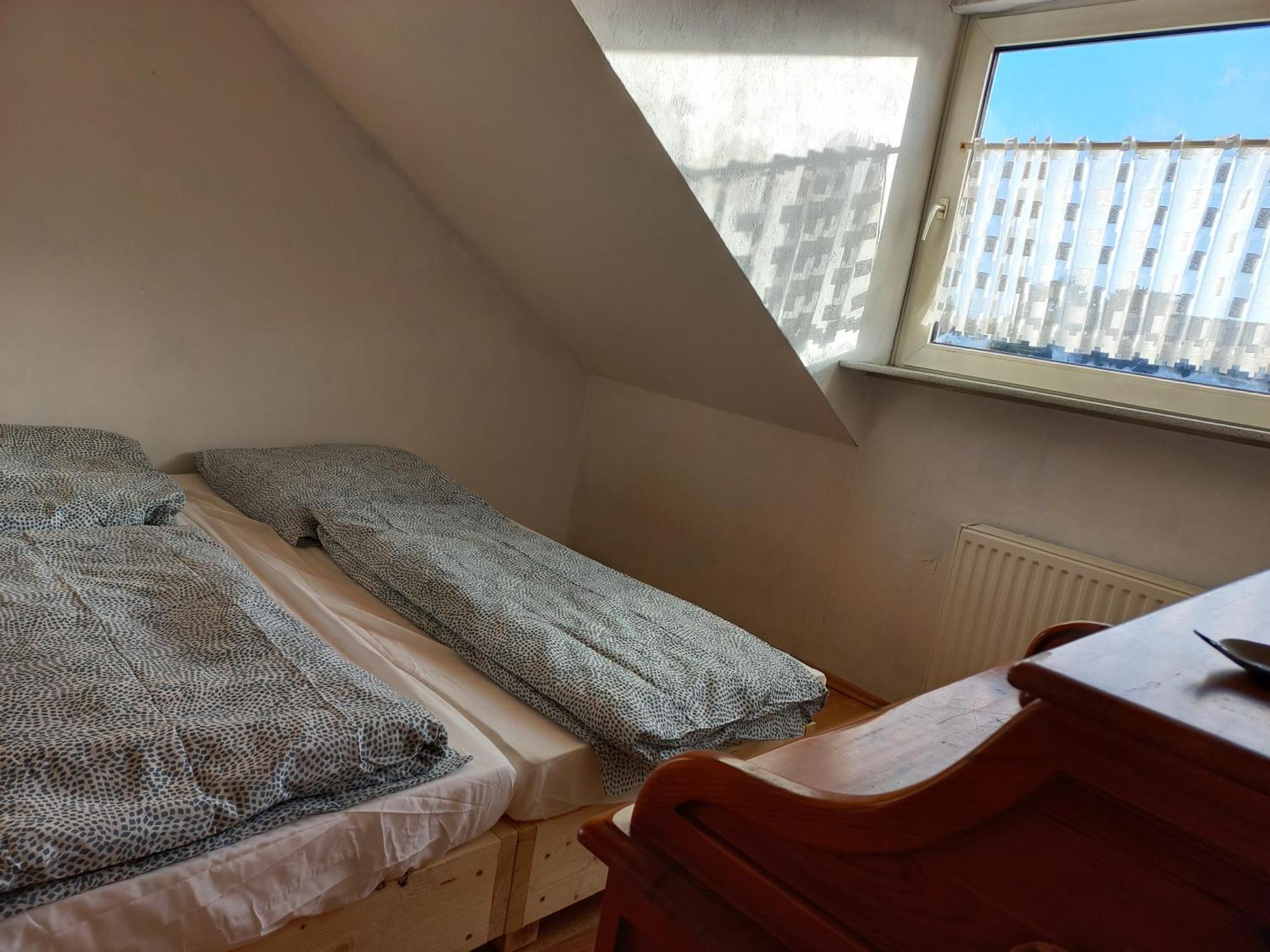 Hoteliving Duesseldorf Airport Ratingen Room photo